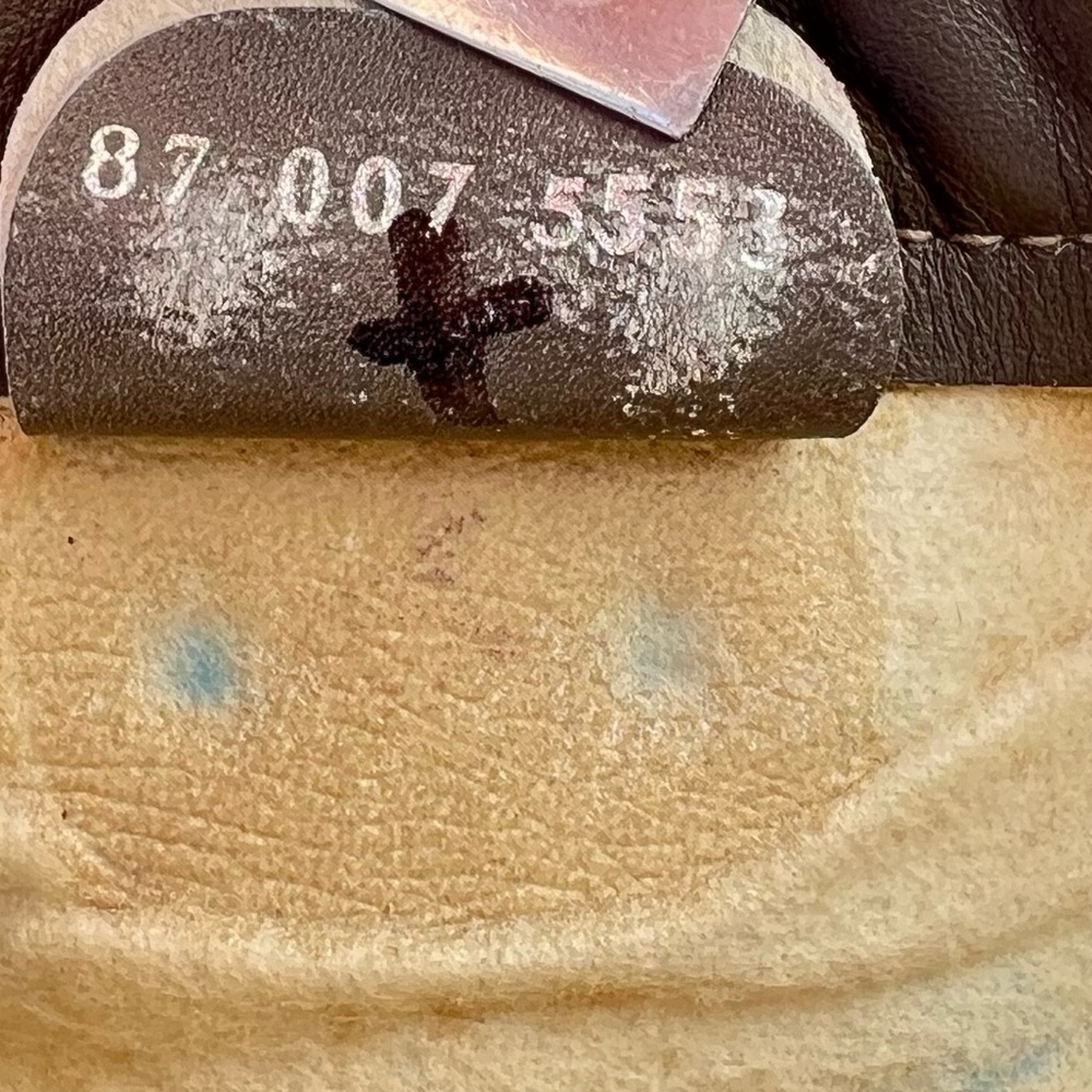 Gucci authentic gray logo clutch bag vintage - Picture 5 of 10